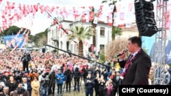 Büyükşehir adayı Cemil Tugay Ödemiş’te tarıma ve çiftçilere sahip çıkma vaadinde bulundu.