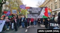 Paris'te her cumartesi yapılan Filistin'e destek gösterisine katılım artıyor