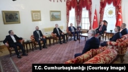 Cumhurbaşkanı Erdoğan, İstanbul'da Azerbaycan, Ermenistan, İran ve Rusya dışişleri bakanlarını kabul etti. 